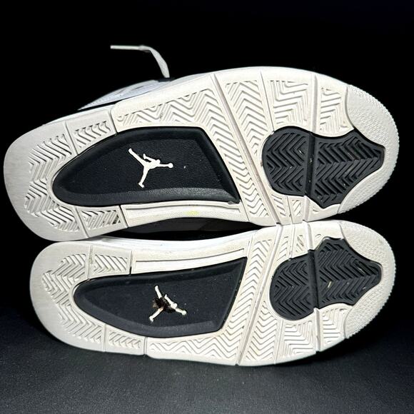 Jordan Retro Sneakers - White and Black - Picture 7 of 9
